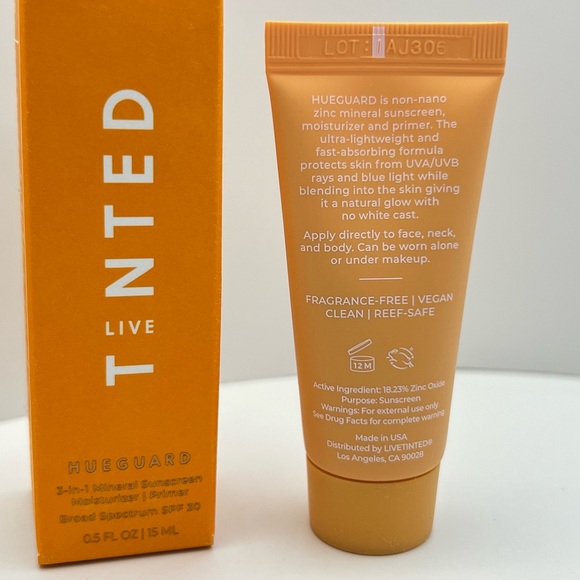 $4 🌸 Live Tinted Hueguard Mineral Sunscreen No White Cast SPF 30 ~ NEW - Picture 3 of 9